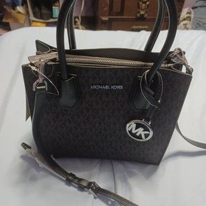 Black Michael kors MK monogram purse